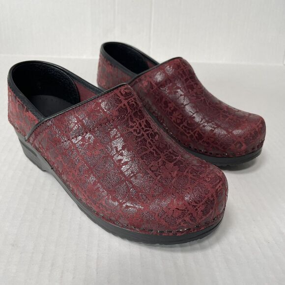 Sanita Shoes - Sanita Professional Clogs Comfort Slip On Working Shoes Crackled Leather US 6 37